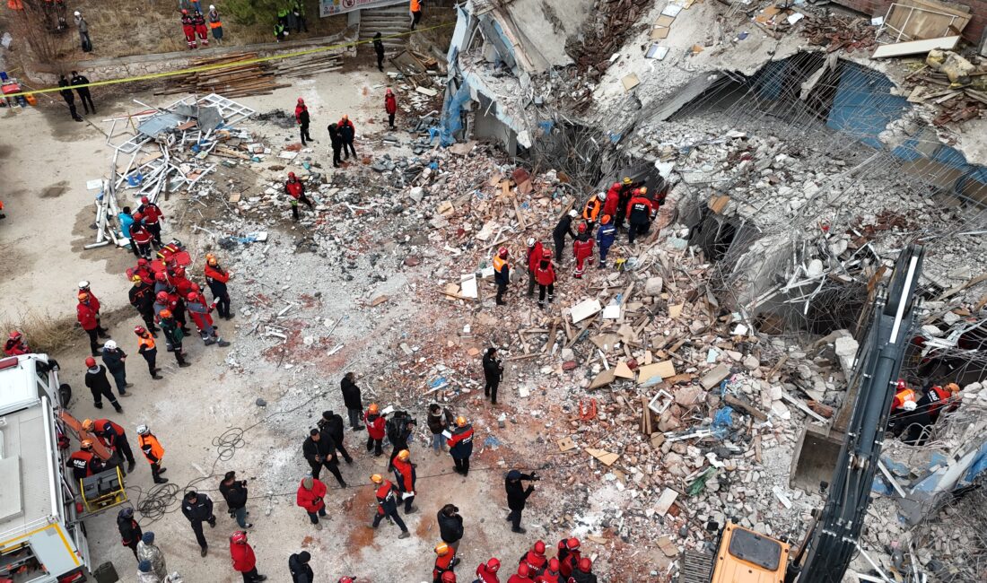 Eskişehir’de AFAD-RED Destekli Gerçekçi Deprem Tatbikatı Gerçekleştirildi Türkiye Afet Müdahale