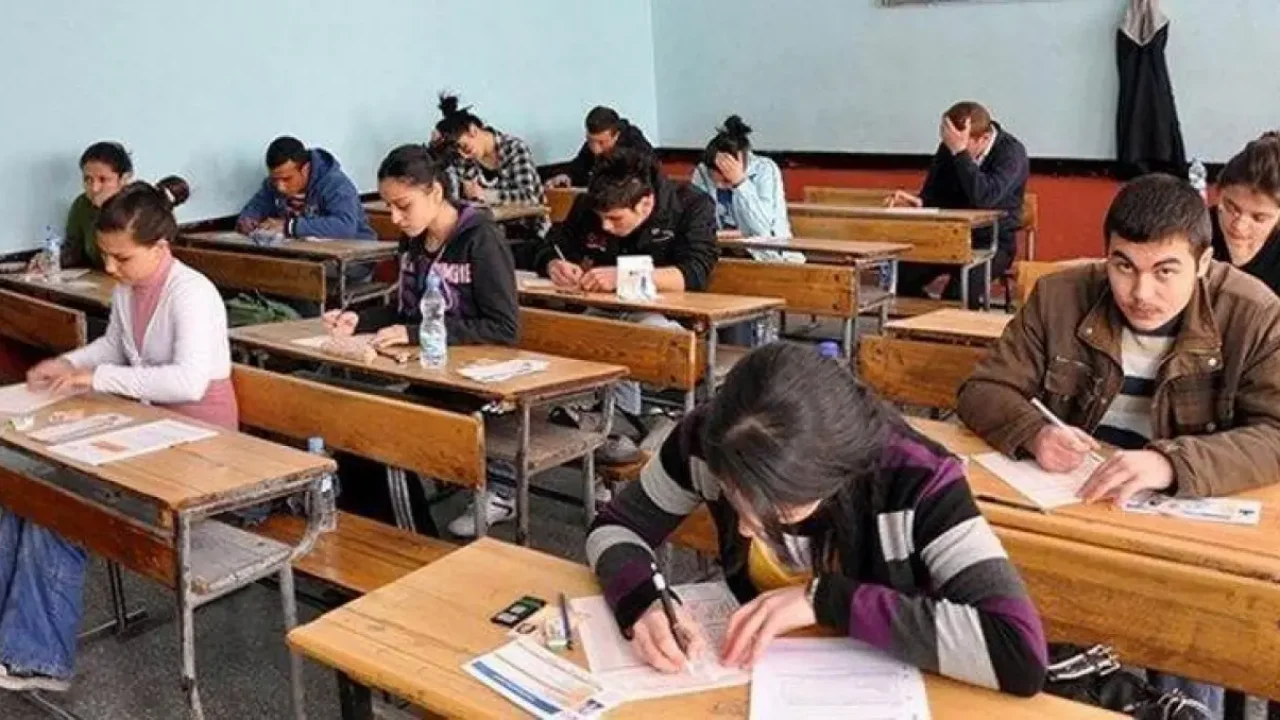 Acik Ogretim Lisesi AOL 2024 2025 Egitim Donemi 1 Donem Sinav