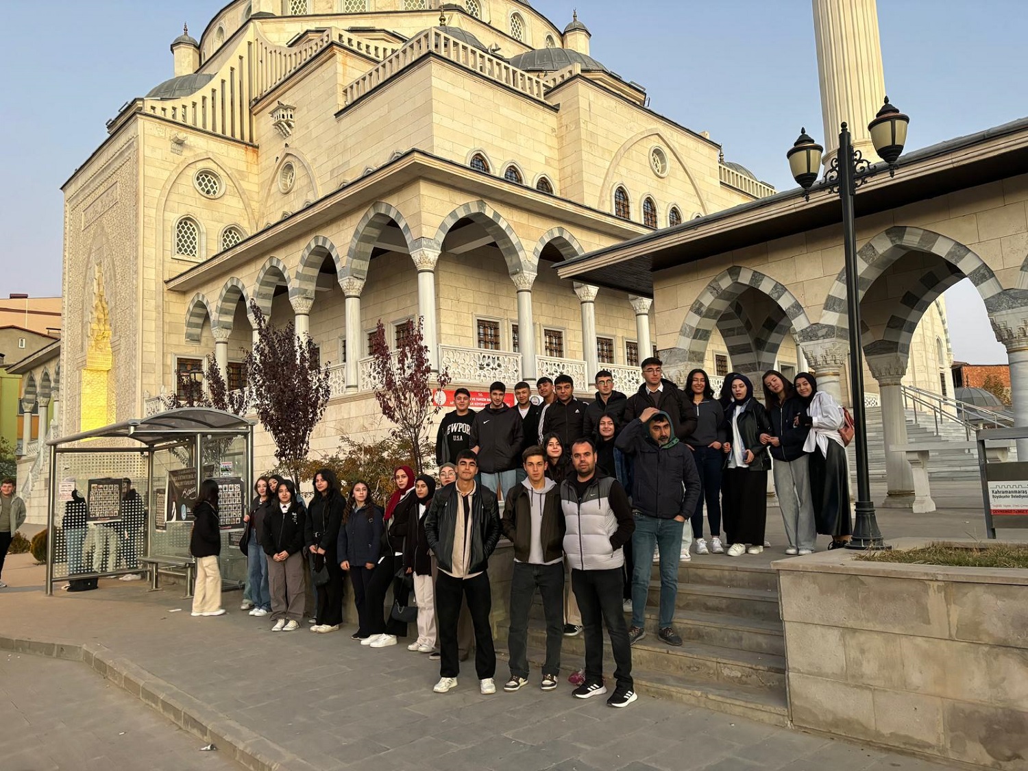 Afşin Anadolu Lisesi, öğrencileri için düzenlediği üniversite Tanıtım ve Sosyal