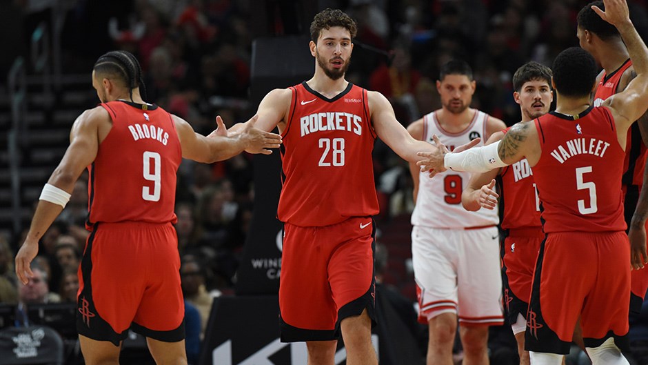 Alperen Şengün Historic Achievement in NBA: Houston Rockets Beat Chicago