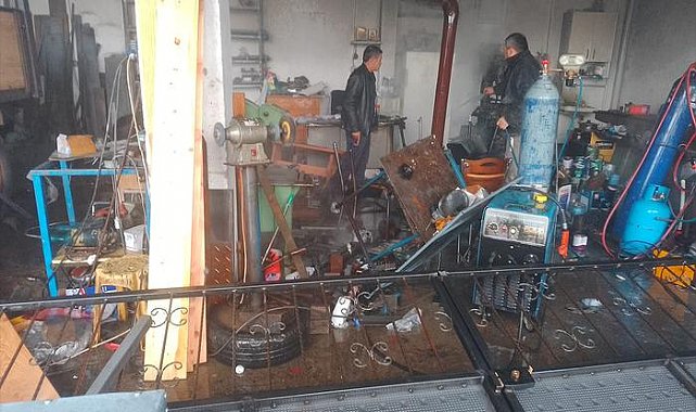 Römork İmalatı Yapan İş Yerinde Patlama: 5 Öğrenci YaralandıHaberin BaşlıklarıRömork