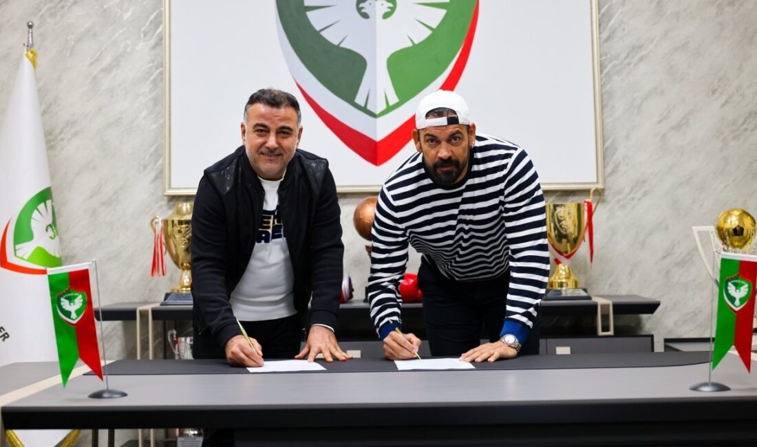 Servet Çetin, Amed Sportif Faaliyetler Teknik Direktörü OlduHaberin BaşlıklarıServet Çetin,