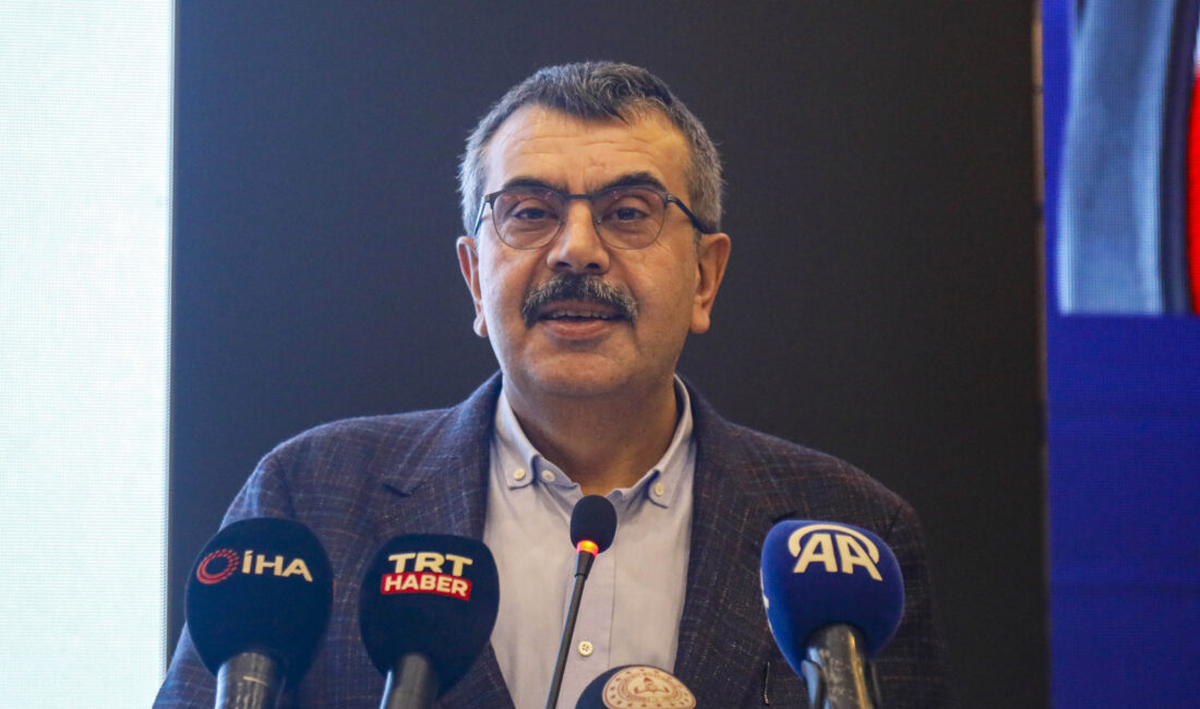 Milli Eğitim Bakanı Yusuf Tekin, Antalya’da Özel Eğitim Konfederasyonu Programına