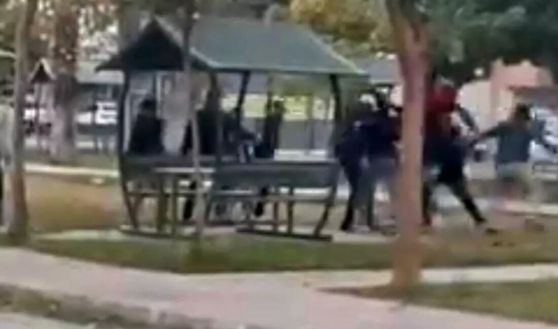 Şanlıurfa’da Öğrenci Grupları Arasında Çıkan Kavga Silahlı Yaralılarla Sonuçlandı Kavga,