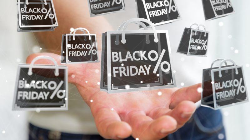 Black Friday 2024: Tüketici Beklentileri ve Pazarlama Stratejileri Giyimde İndirim