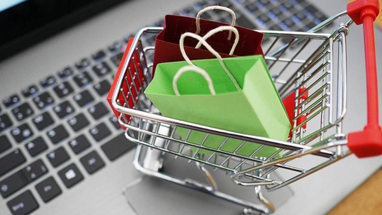 Black Friday Indirimleri Hikayesi Nasil Basladi
