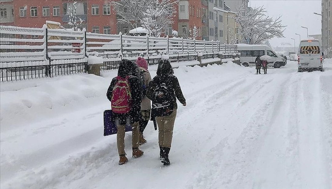 Kar Yağışı Nedeniyle Eğitime Ara Verilen İller Kırşehir Kırşehir Valisi