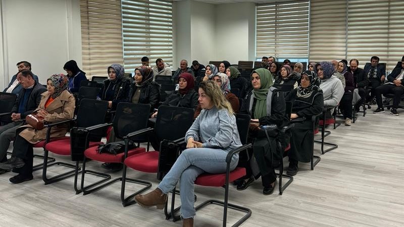 Çankırı’da okullardaki gıda işletmeleri çalışanlarına hijyen eğitimi