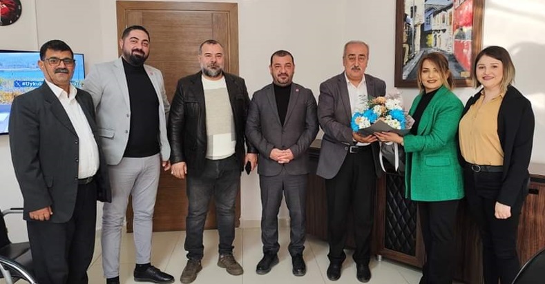 CHP Defne İlçe Başkanı ve Kadın Kolları Üyelerinden Eğitim Müdürlüğüne