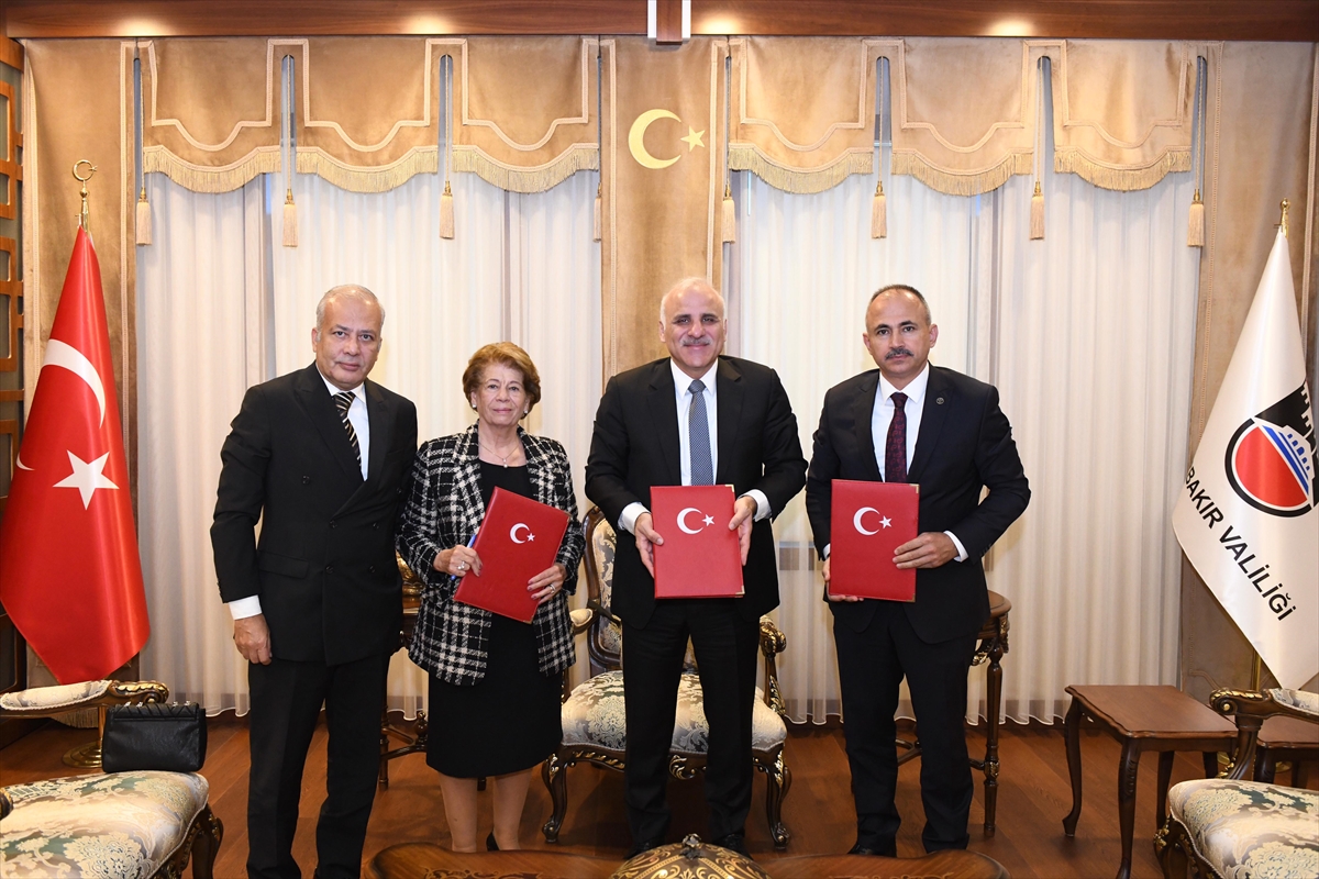 Hayırsever Fatma Gönül Özsoy Tarafından Yaptırılacak Okul İçin Protokol İmzalandı