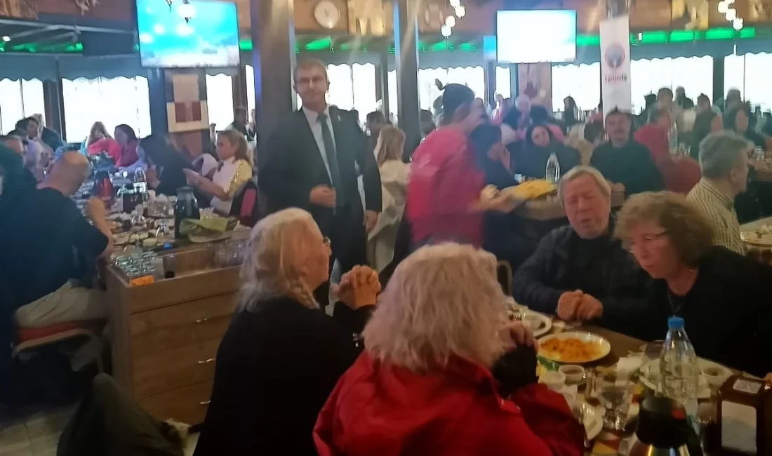 Eğitim-İş Keşan Temsilciliği Öğretmenler Günü Kahvaltısı Düzenledi Tanışma ve Dayanışma