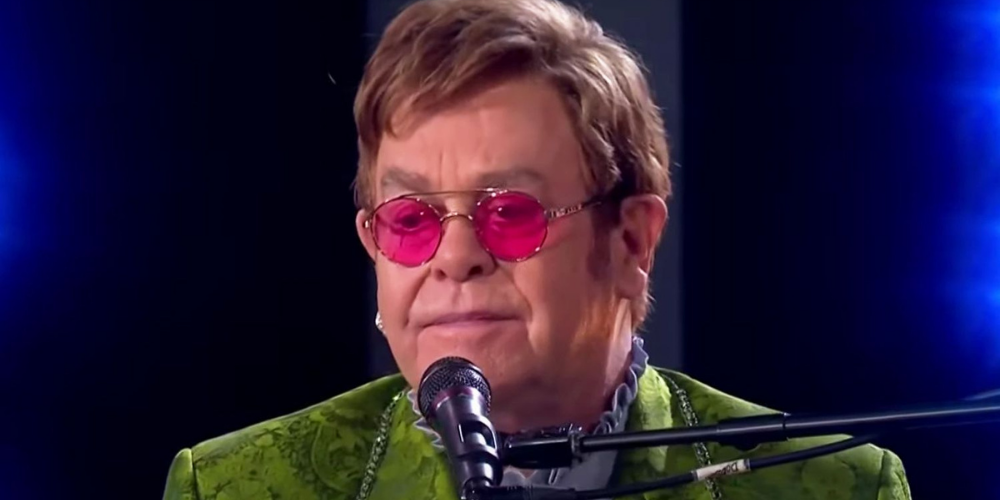 Elton John Sağ Gözünü Kaybetti: Son Albümünün Çıkışı ErtelendiHaberin BaşlıklarıElton