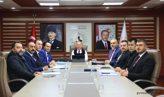 Giresun Valisi Mehmet Serdengeçti, Milli Eğitim Bakanlığı Başmüfettişi Atike Okur
