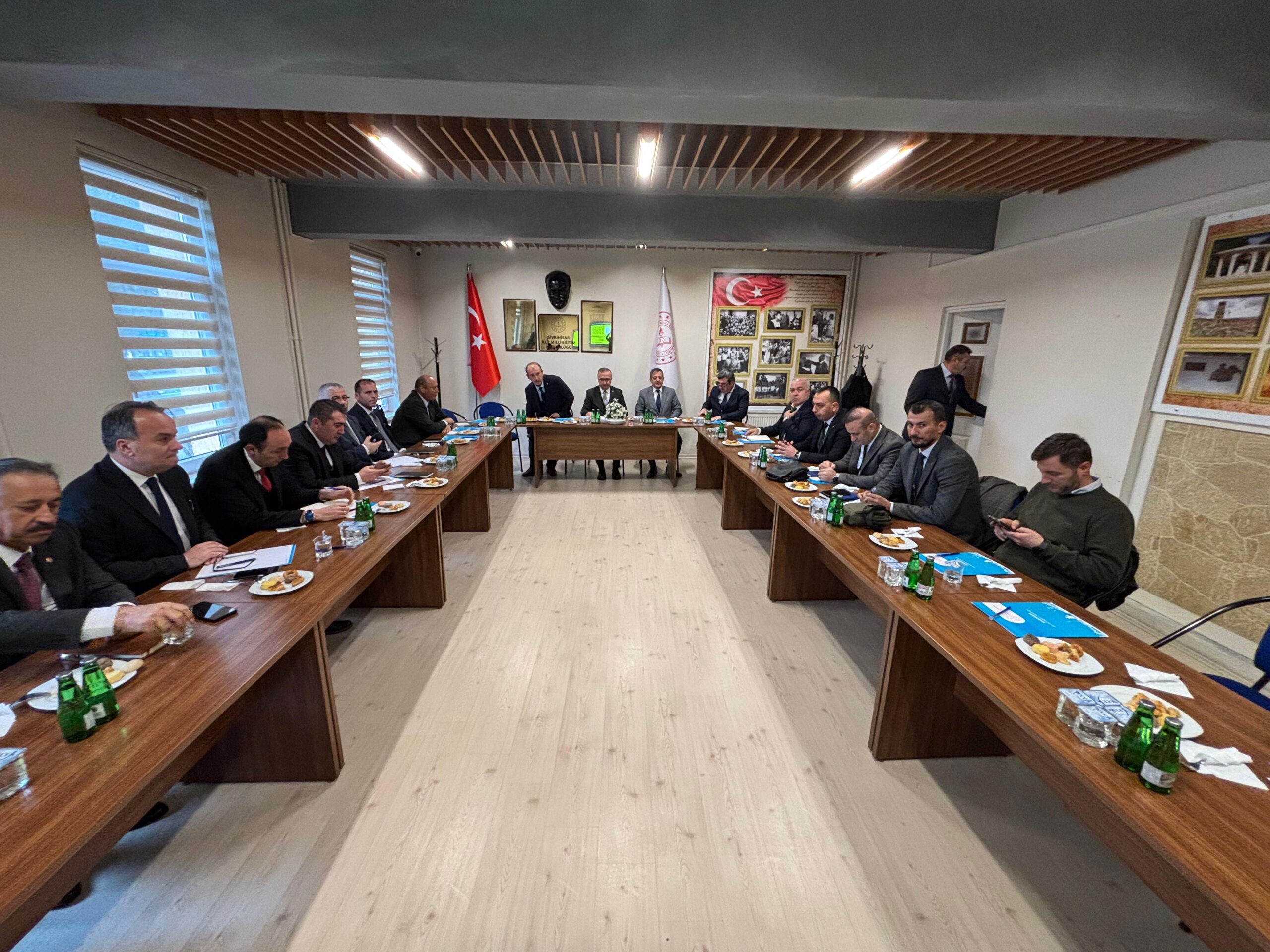Ilce Milli Egitim Mudurleriyle Koordinasyon Toplantisi Duzenlendi scaled