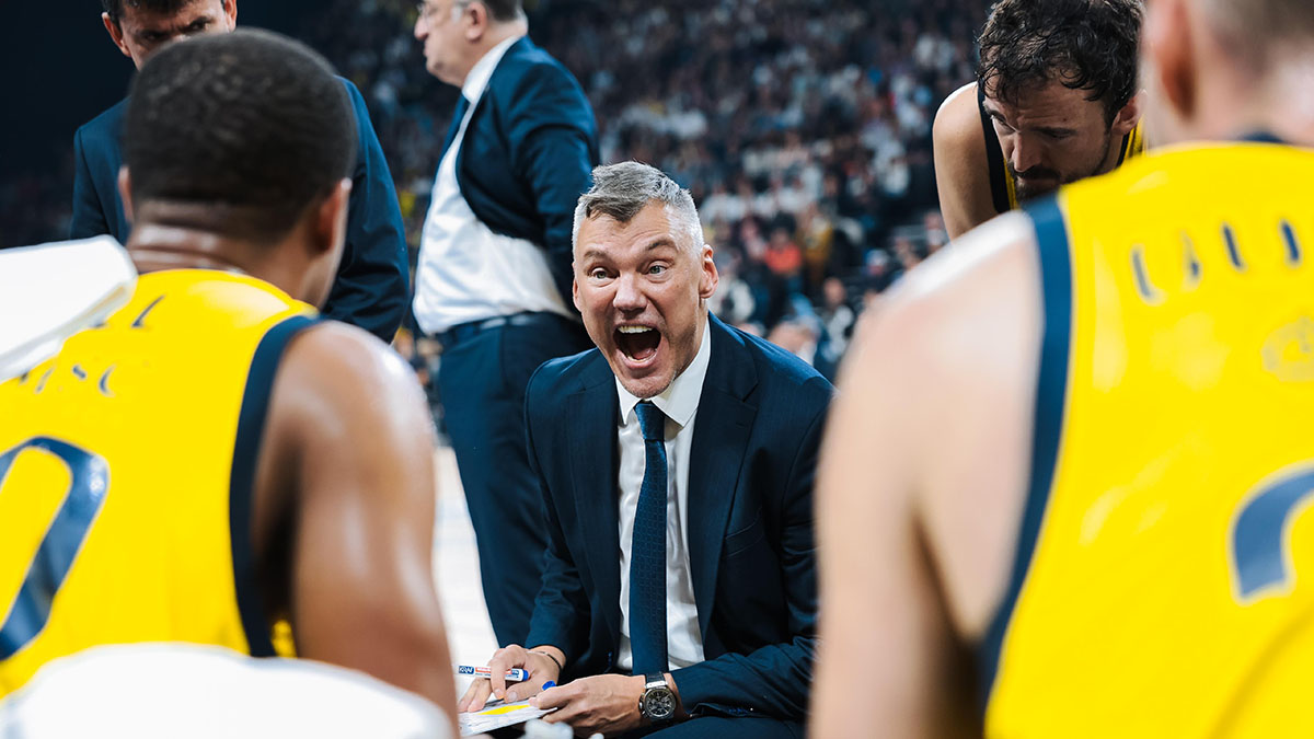 Jasikevicius ve Oyuncuları Galibiyeti Değerlendirdi Jasikevicius ve Oyunculari Galibiyeti Degerlendirdi
