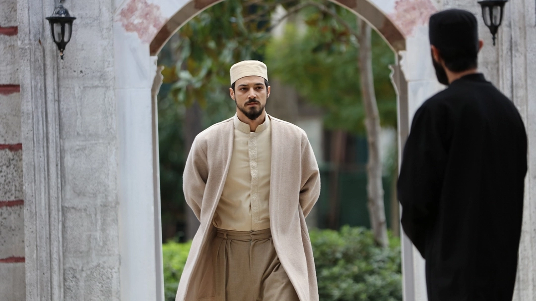 Kızıl Goncalar Yeni Bölüm Özeti ve Fragmanı Kızıl Goncalar dizisinin