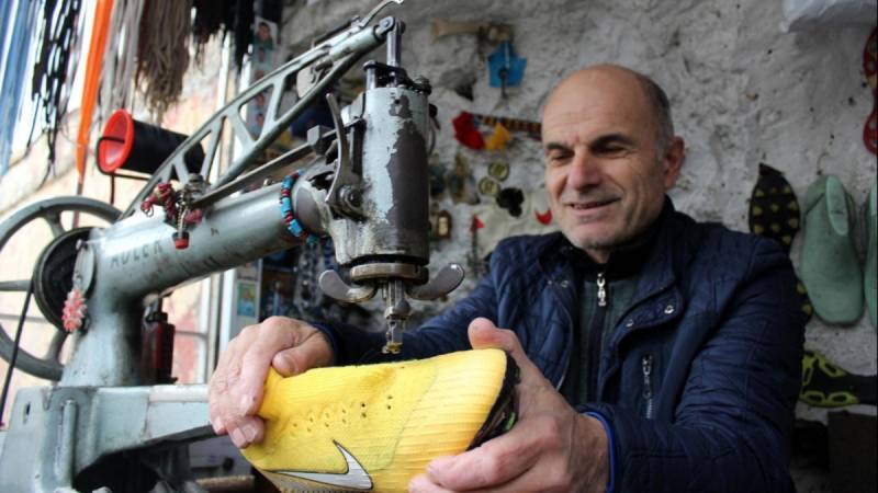 Trabzonlu Krampon Tamircisi Ali Yıldız: 51 Yıllık Profesörlük Trabzon’un Krampon