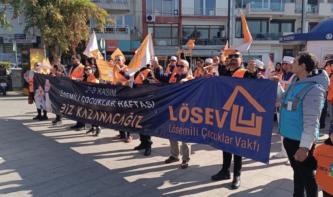 Lösemili Çocuklar Haftası’nda Dikkat Çekici Yürüyüş Lösemi Hastalığına Farkındalık Yaratıldı