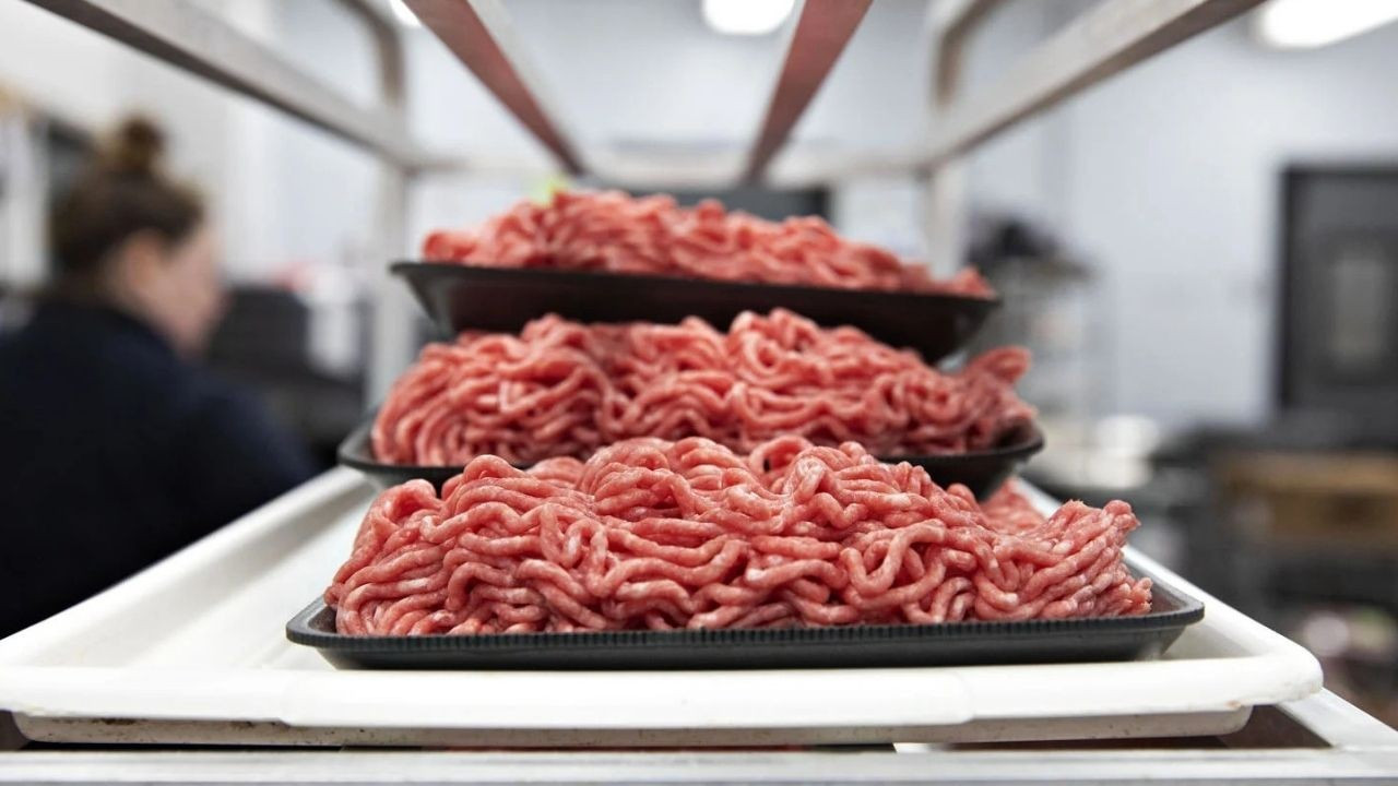 Marketlerden Toplatilan 160 Bin Kilogram Kiyma E Coli Nedeniyle Geri.j
