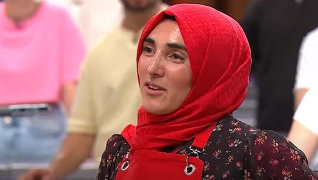 Afyonkarahisarlı MasterChef Yarışmacısı Ayşe Ekiz’e İş Teklifi!Haberin BaşlıklarıAfyonkarahisarlı MasterChef Yarışmacısı