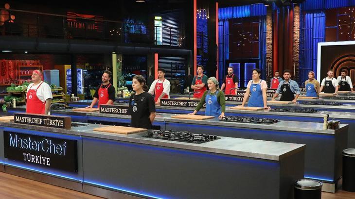 MASTERCHEF DOKUNULMAZLIK OYUNUNDA KAZANAN KIRMIZI TAKIM OLDU Masterchef Dokunulmazlık Oyunu