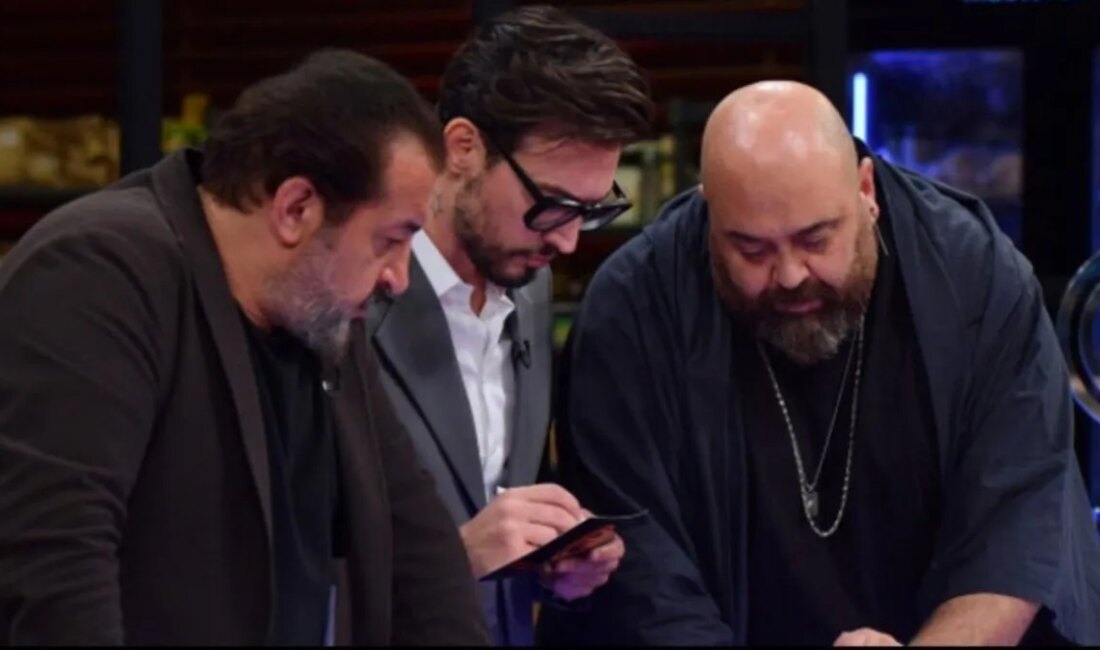MasterChef 29 Kasım Ödül Oyununu Kim Kazandı? Kırmızı ve Mavi