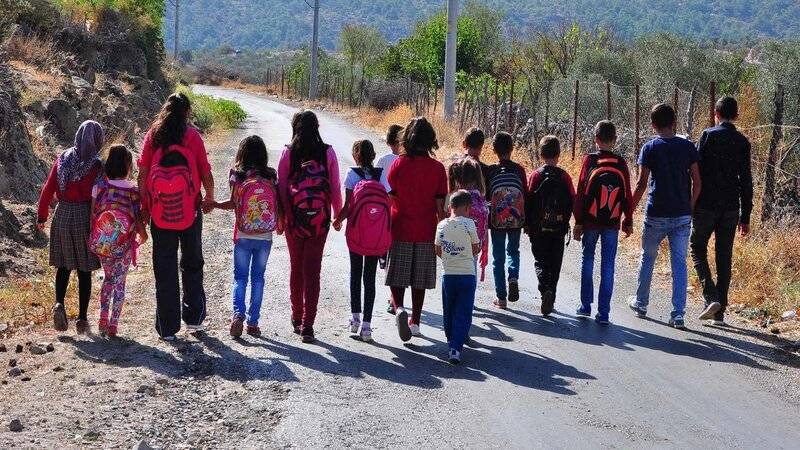 Taşımalı Eğitimde Yapılan Değişikliklerle Kız Çocukları Eğitimden Koparılıyor Taşımalı Eğitime