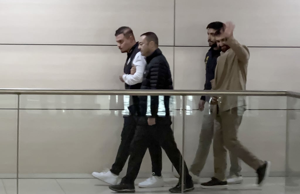 Mehmet Ali Erbil ve Serdar Ortac Ev Hapiste