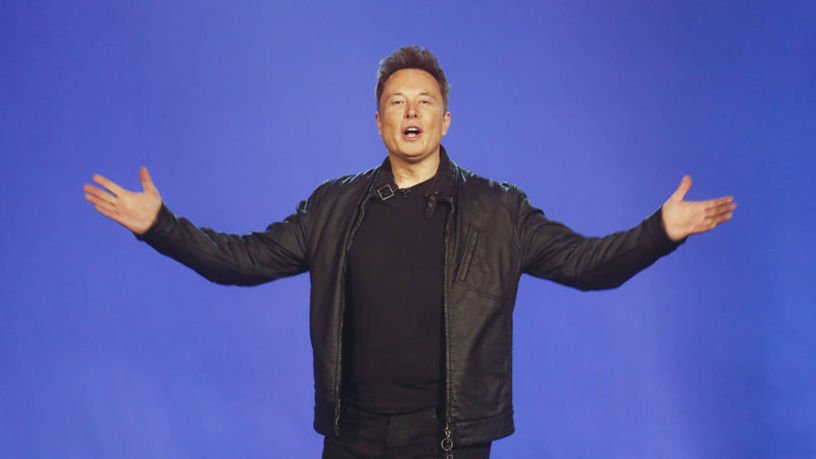 Elon Musk’ın Serveti, Tesla Hisse Senetlerinin Artmasıyla 300 Milyar Doları
