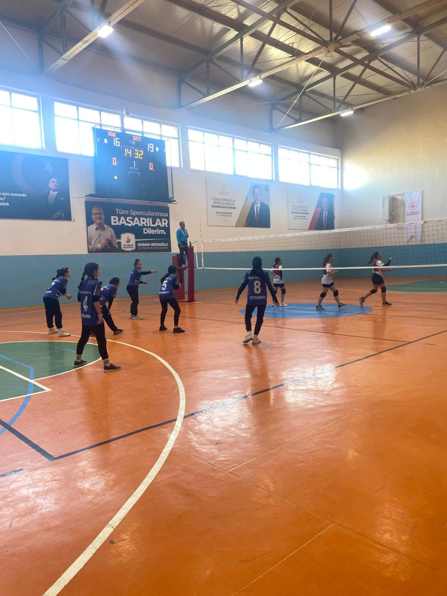 Okul sporları etkinlikleri başladı
