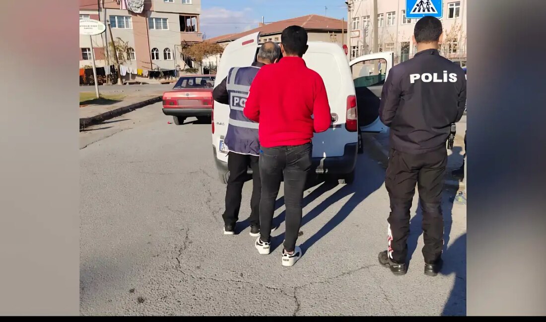 Kayseri İl Emniyet Müdürlüğü Okul Çevrelerinde Narko-Okul Uygulaması Yapıyor İl