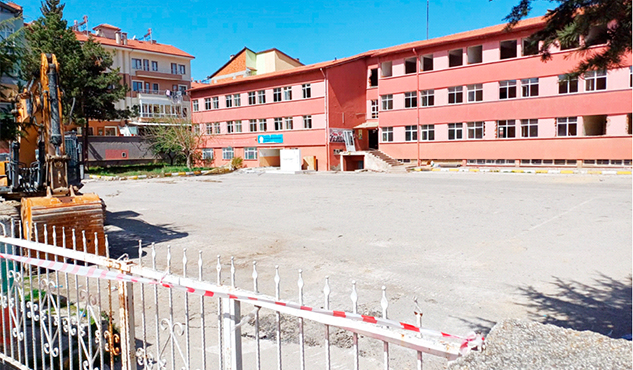 Yalvaç’ta Eğitim Kurumlarının Binalarında Depreme Dayanıksızlık Sorunu Devam EdiyorHaberin BaşlıklarıYalvaç’ta