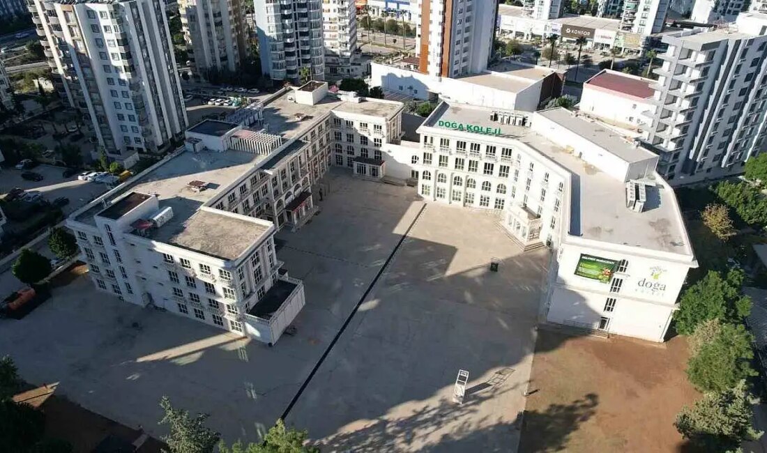 Adana Doğa Koleji Öğrencileri Yemekten ZehirlendiHaberin BaşlıklarıAdana Doğa Koleji Öğrencileri