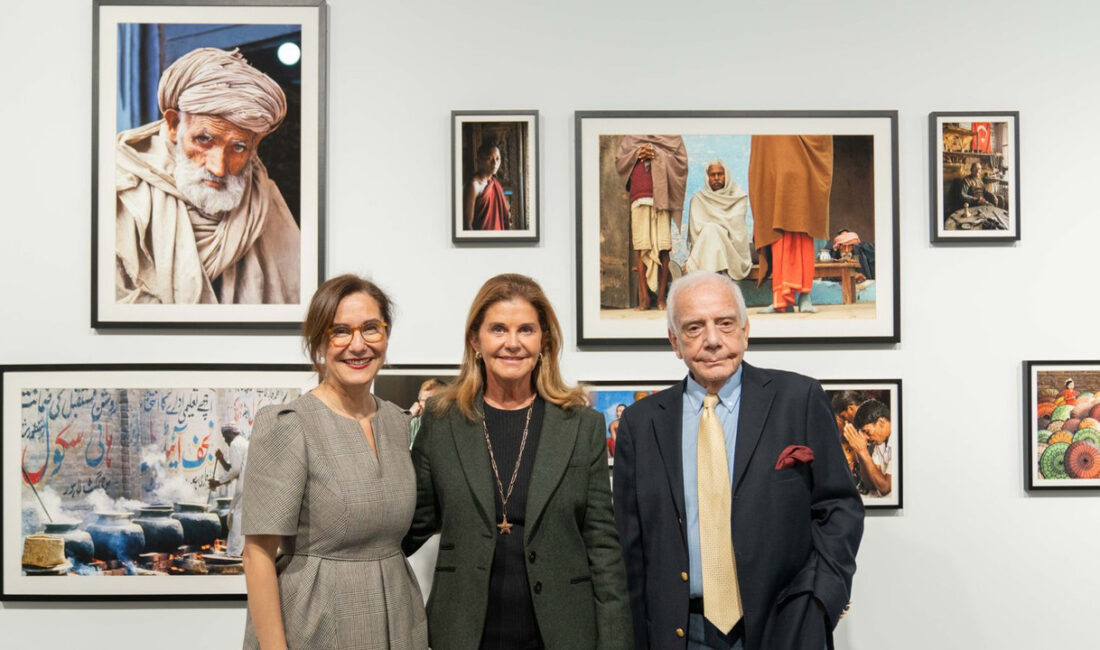 İzzet Keribar’ın Renklerin Yolculuğu Sergisi İstanbul Modern’de Ziyaretçilerini Bekliyor İzzet