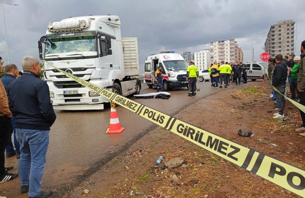 Şanlıurfa Siverek’te Trafik Kazasında Hayatını Kaybeden Öğretmen Beyazıt Sinan Ergeçer