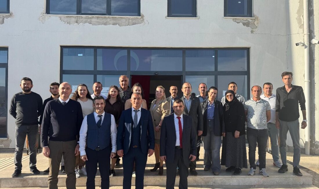 Serinhisar Meslek Yüksekokulu Kariyer Günleri Etkinliği Kariyer Günleri Başladı İlk