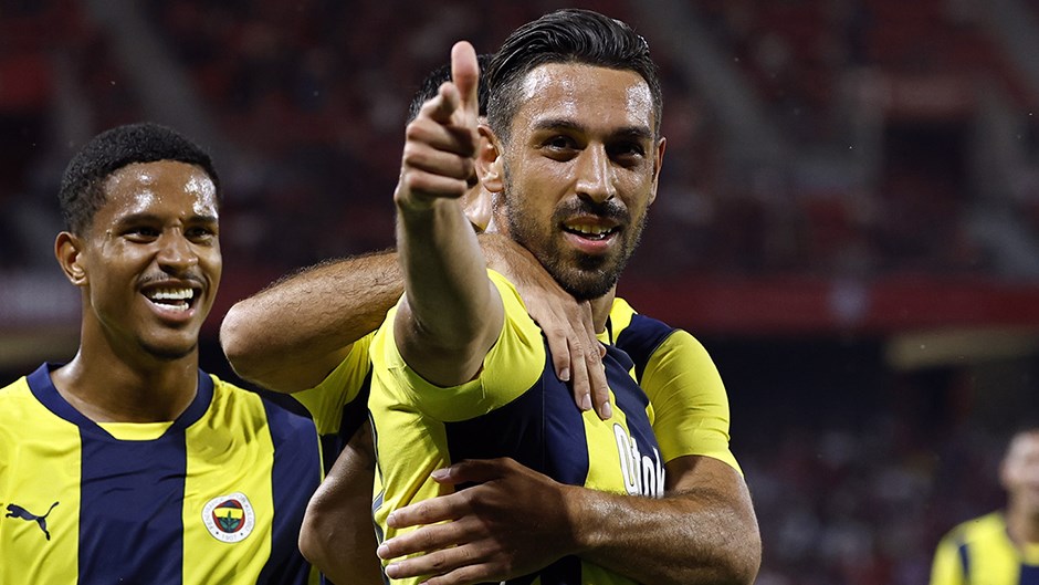 Fenerbahçe İle İrfan Can Kahveci Yeni Sözleşme İmzaladı İrfan Can