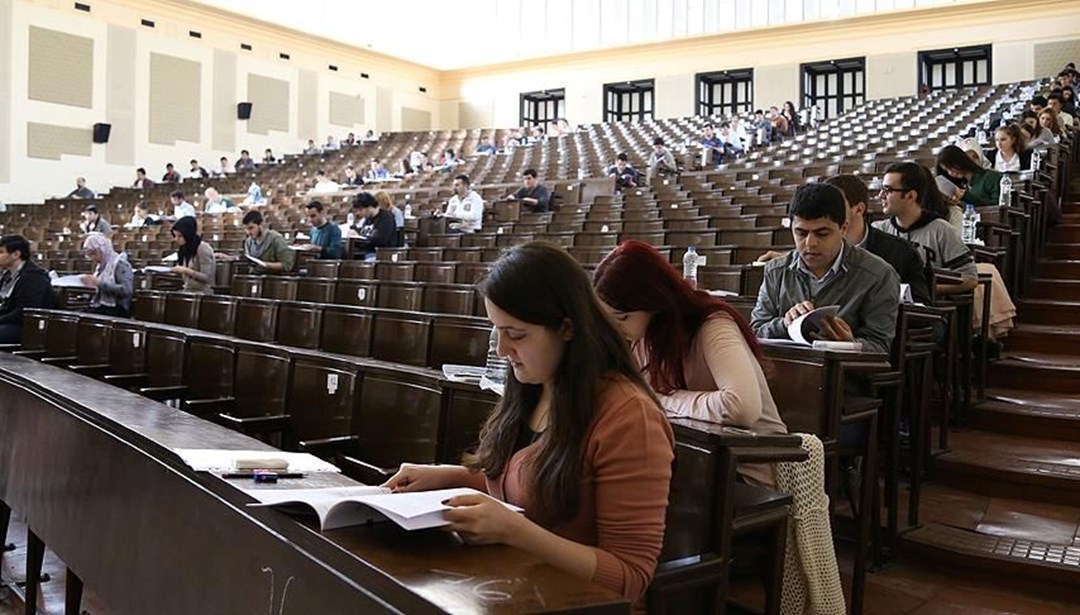 üniversite Sınavında Öğrencilerin Durumu Endişe VericiHaberin Başlıklarıüniversite Sınavında Öğrencilerin Durumu