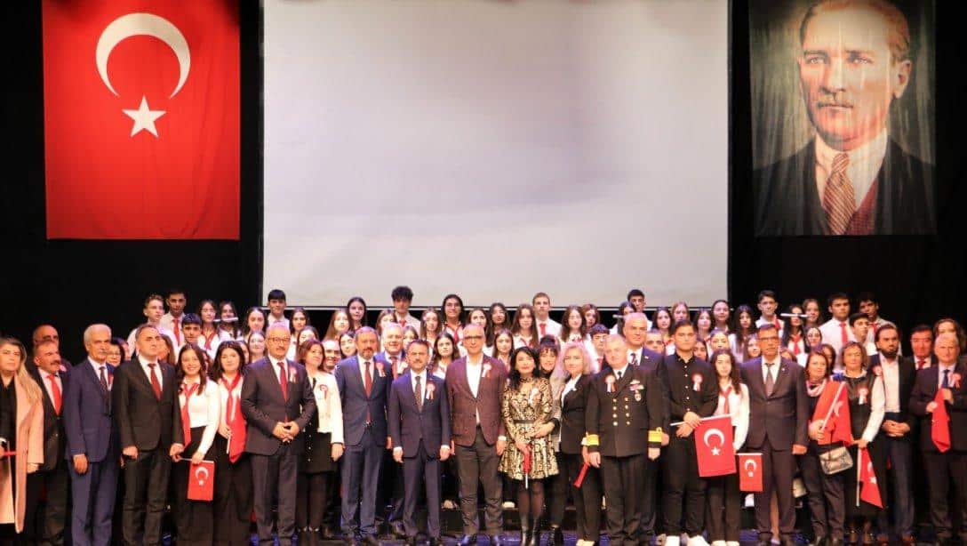 Öğretmenler Günü Kutlama Programı GerçekleştirildiHaberin BaşlıklarıÖğretmenler Günü Kutlama Programı Gerçekleştirildi24