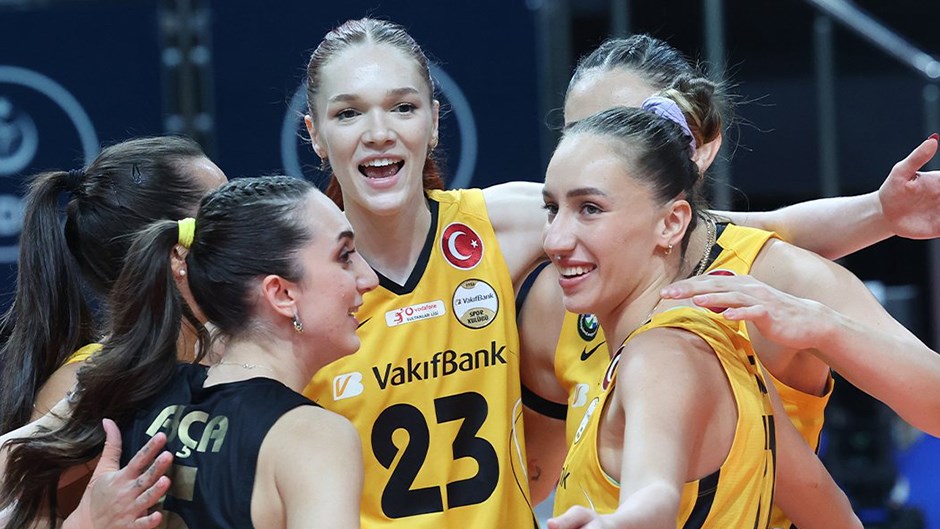 VakıfBank Kadın Voleybol Takımı, Numia Vero Volley’i 3-0 Mağlup Etti