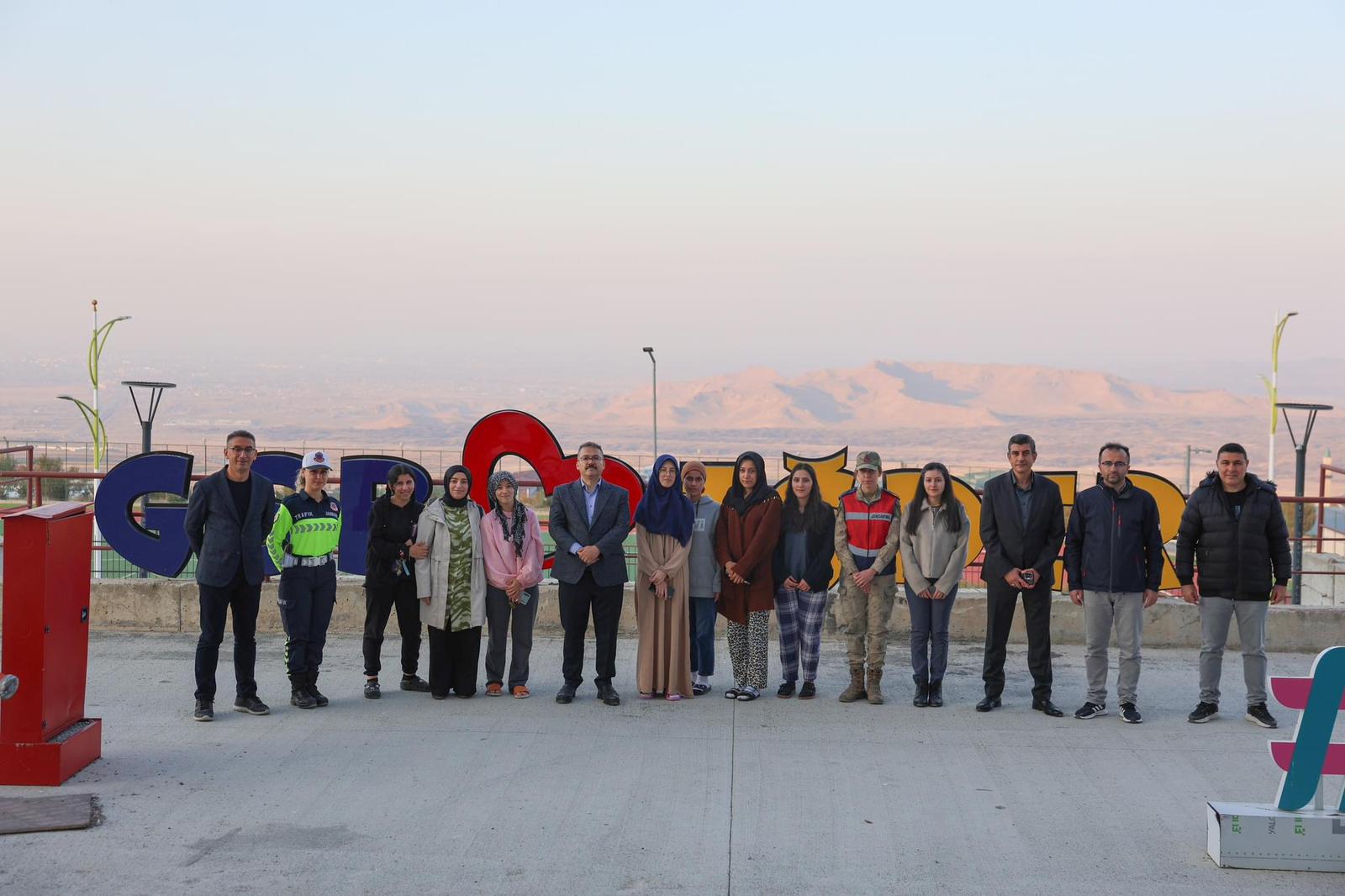 Vali Ercan Turan ve Aybüke Öğretmen, Kız Öğrenci Yurdunu Ziyaret Etti - Genel Haber Vali Turan