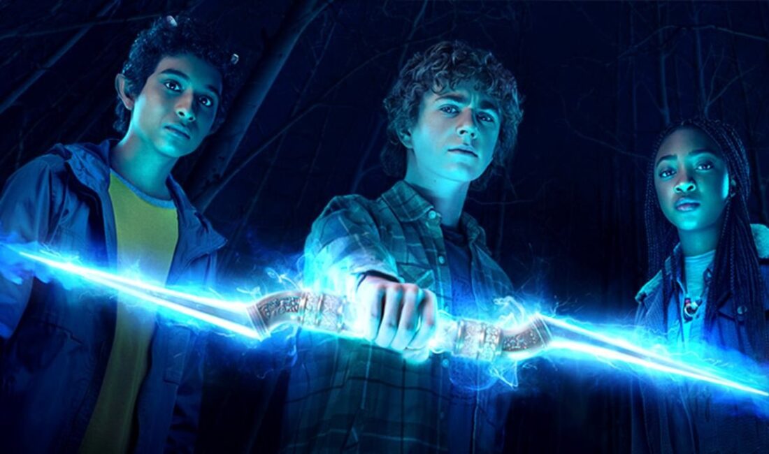 Zeus Rolüyle Courtney B. Vance, Percy Jackson and the Olympians 2. Sezonunda Geri Dönüyor Courtney B. Vance, Zeus rolü için Percy Jackson and the