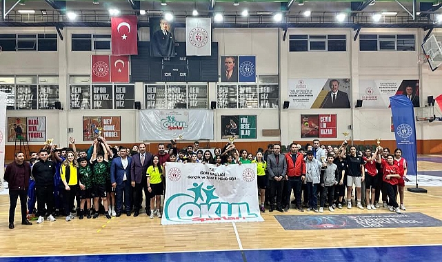 Genç Sporcuların Üstün Performansı ve Centilmenliği Takdir TopladıHaberin BaşlıklarıGenç Sporcuların