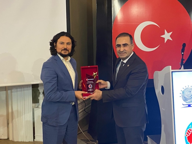 HEKİMSEN Bilim Ödülleri sahiplerini buldu