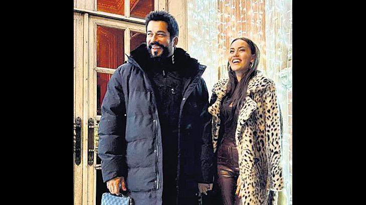 Fahriye Evcen ve Burak Özçivit Tatil Fotoğraflarını Paylaştı İkiliden Romantik