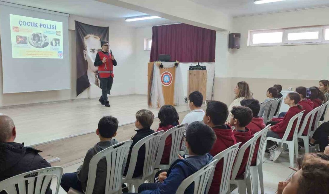 Bandırma İlçe Emniyet Müdürlüğü Ekipleri Okul Çevrelerinde Denetim Gerçekleştirdi Umuma