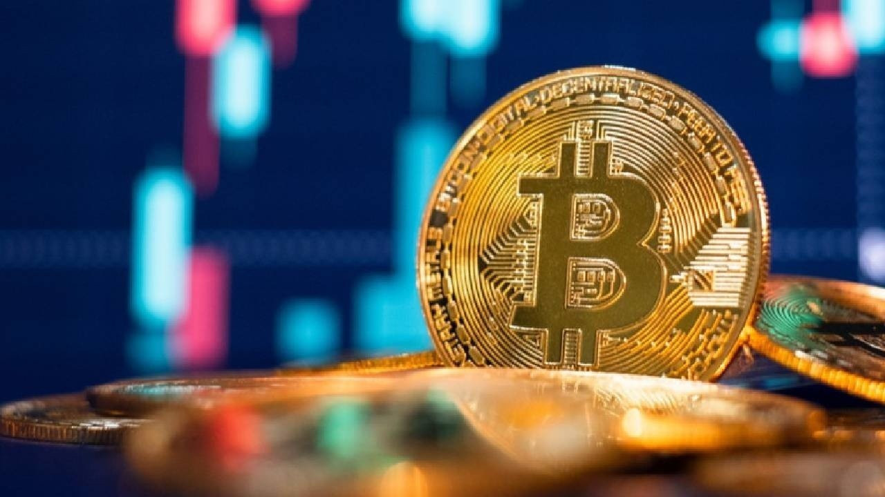 bitcoin spot ETF’lerine geçen hafta haftalık net 2,73 milyar dolarlık