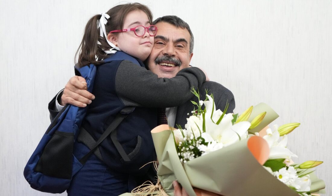 Bakan Tekin, Özel Eğitim Alanındaki Çalışmalarını DeğerlendirdiHaberin BaşlıklarıBakan Tekin, Özel
