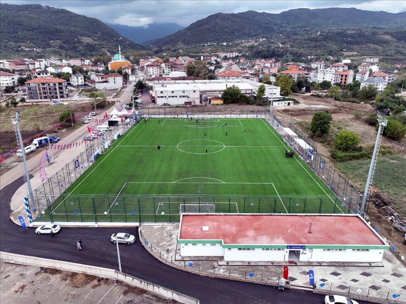 Cerrah Spor Kulübü, Futbol Sahasının Düzenlenmesi İçin Çalışmalarını Sürdürüyor Okumuş’tan