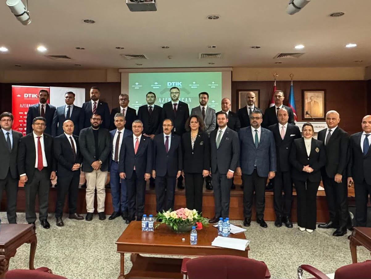 Dunya Turk Is Konseyinin Azerbaycan Bulusmasi Heyecan Verdi